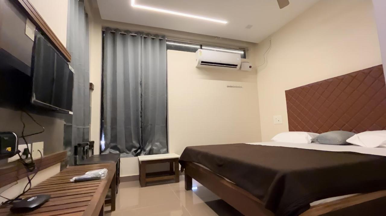Hotel Coastal Inn Nagappattinam ภายนอก รูปภาพ