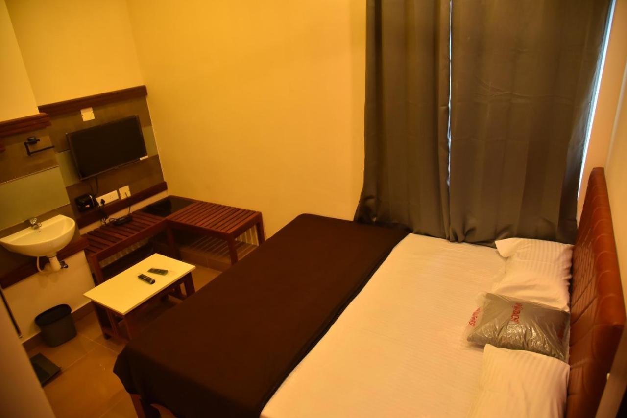 Hotel Coastal Inn Nagappattinam ภายนอก รูปภาพ