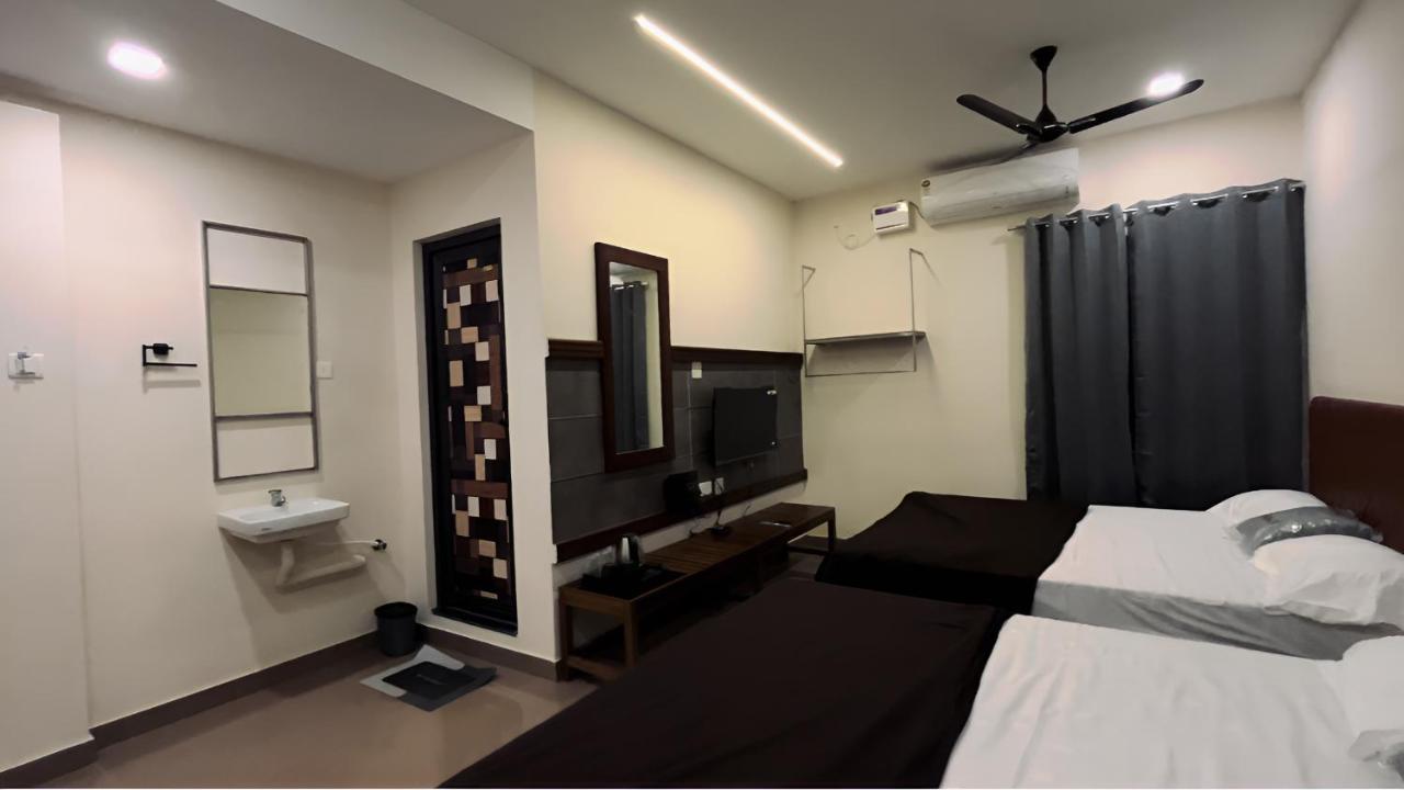 Hotel Coastal Inn Nagappattinam ภายนอก รูปภาพ